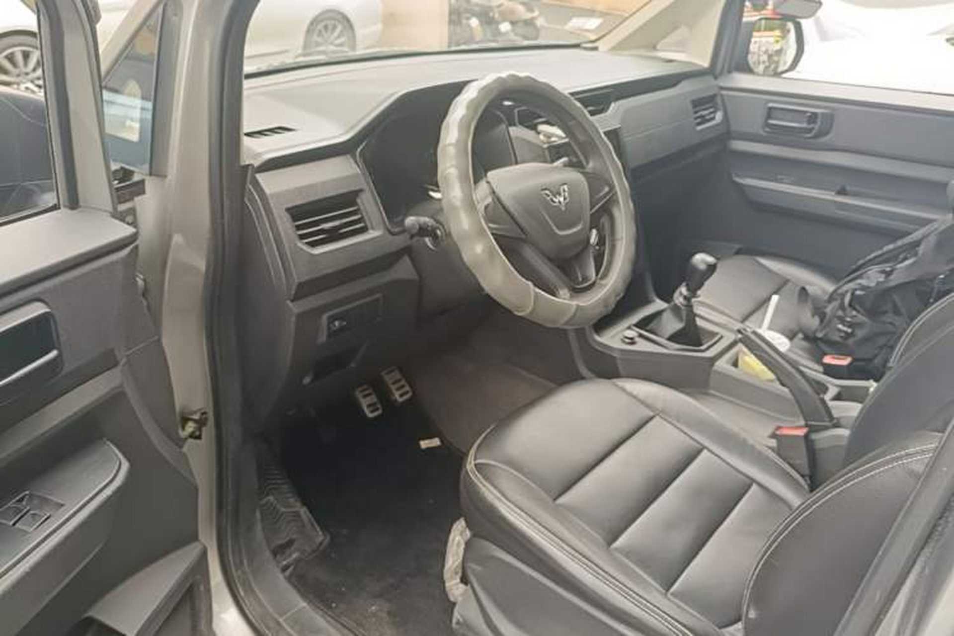 Used Wuling Hongguang PLUS 2020 1.5L Manual Standard Edition 5 Seats Driver Seat