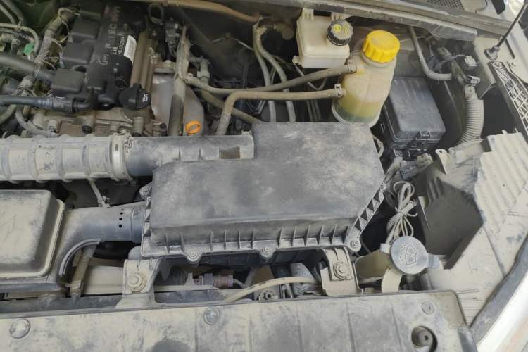 Used Wuling Hongguang PLUS 2020 1.5L Manual Standard Edition 5 Seats Engine Bay Left