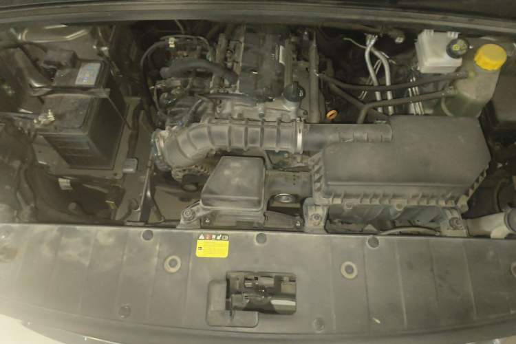 Used Wuling Hongguang PLUS 2020 1.5L Manual Standard Edition 5 Seats Engine Bay