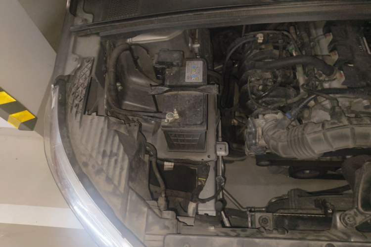 Used Wuling Hongguang PLUS 2020 1.5L Manual Standard Edition 5 Seats Engine Bay Right