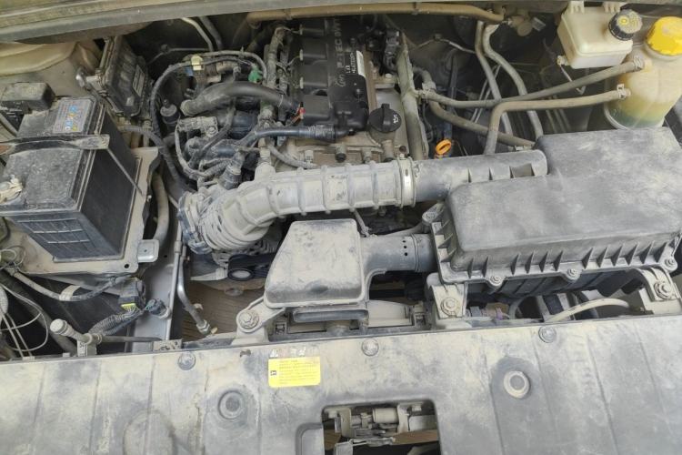 Used Wuling Hongguang PLUS 2020 1.5L Manual Standard Edition 5 Seats Engine Bay