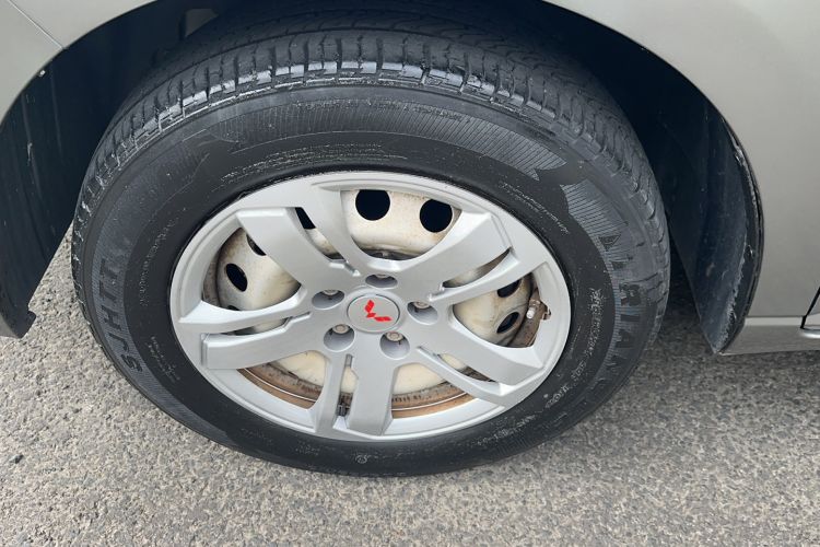 Used Wuling Hongguang PLUS 2020 1.5L Manual Standard Edition 5 Seats Exterior 3