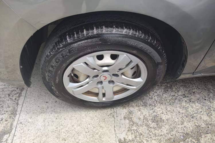 Used Wuling Hongguang PLUS 2020 1.5L Manual Standard Edition 5 Seats Exterior 4