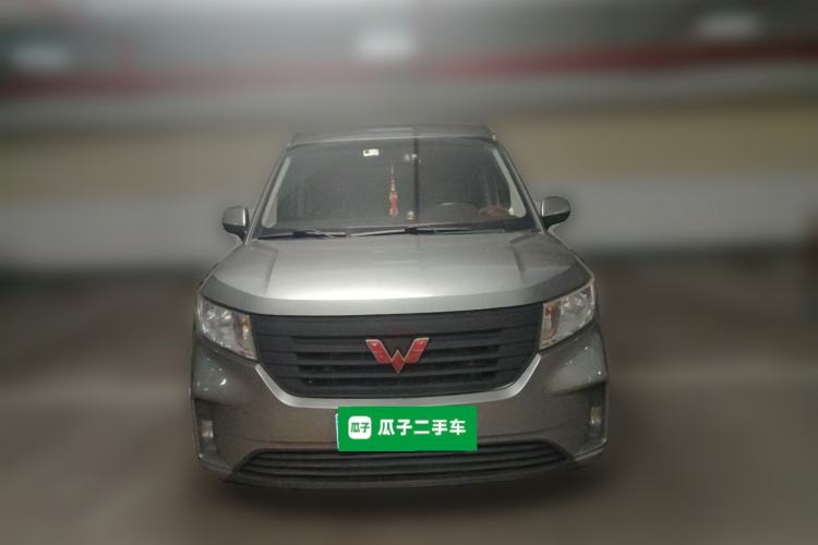 Used Wuling Hongguang PLUS 2020 1.5L Manual Comfort 7-Seater Front