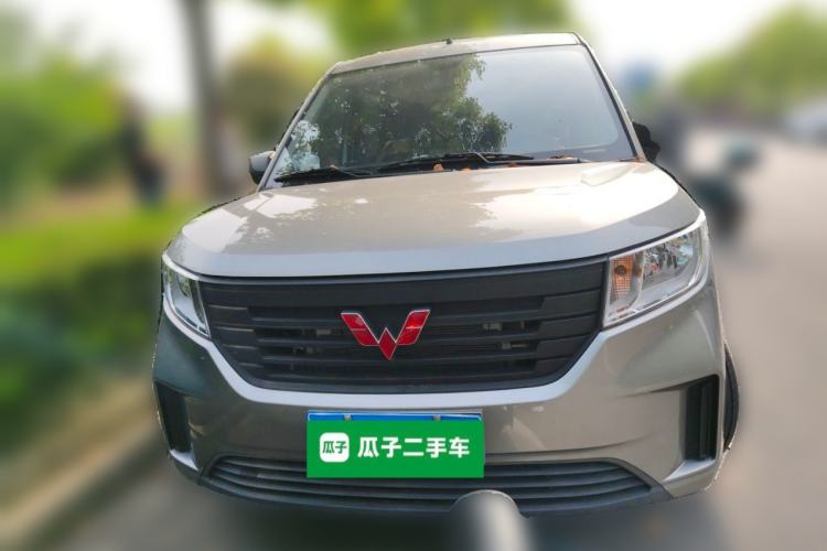 Used Wuling Hongguang PLUS 2020 1.5L Manual Standard Edition 5 Seats Front