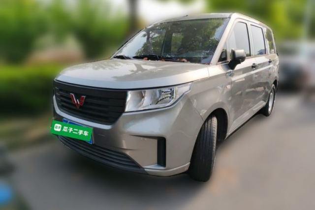 Used Wuling Hongguang PLUS 2020 1.5L Manual Standard Edition 5 Seats