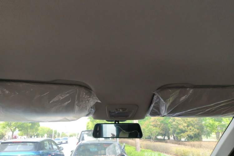 Used Wuling Hongguang PLUS 2020 1.5L Manual Standard Edition 5 Seats Headliner