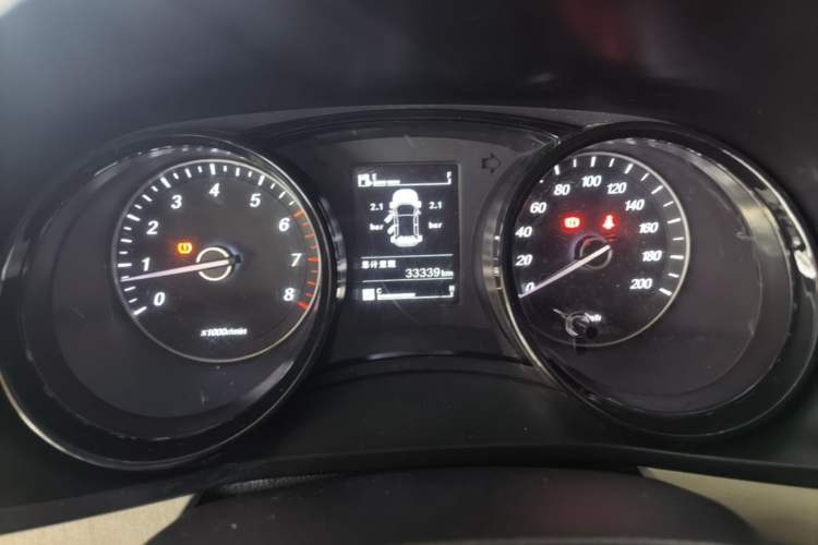 Used Wuling Hongguang PLUS 2020 1.5T Manual Commercial Vehicle 7 Seats Instrument Cluster