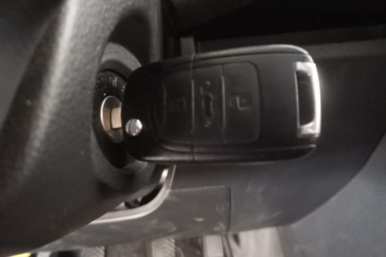 Used Wuling Hongguang PLUS 2020 1.5L Manual Standard Edition 7-Seater Interior 1