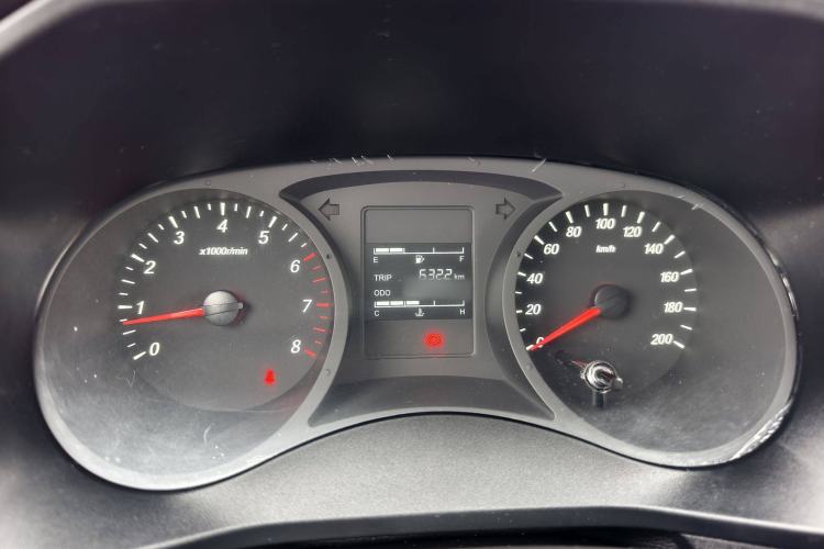 Used Wuling Hongguang PLUS 2020 1.5L Manual Standard Edition 7-Seater Interior 6