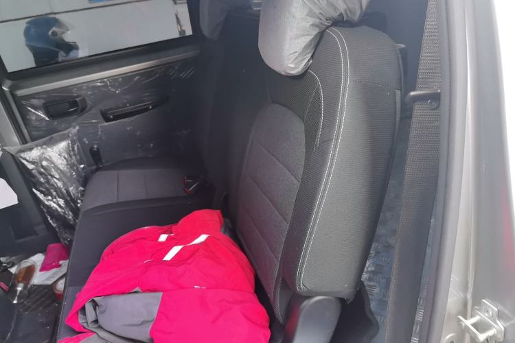 Used Wuling Hongguang PLUS 2020 1.5L Manual Standard Edition 5 Seats Left Rear Seat