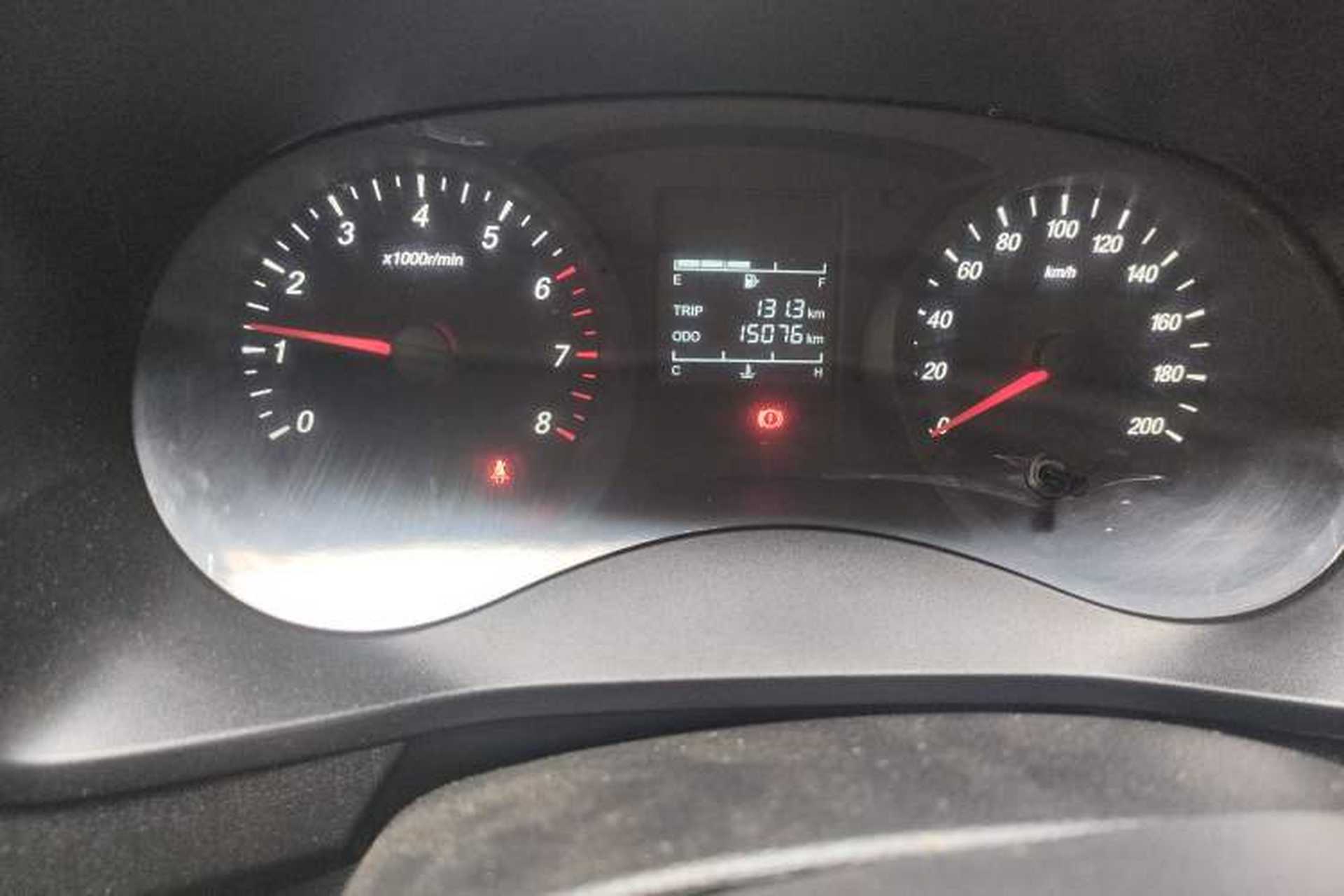 Used Wuling Hongguang PLUS 2020 1.5L Manual Standard Edition 5 Seats Odometer Close Up
