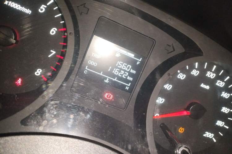 Used Wuling Hongguang PLUS 2020 1.5L Manual Standard Edition 5 Seats Odometer Close Up