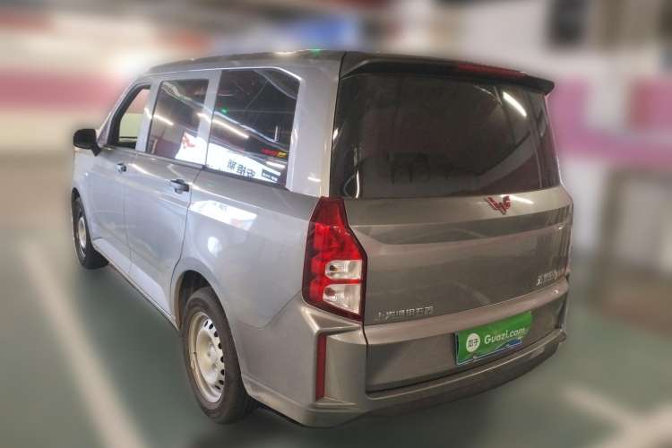 Used Wuling Hongguang PLUS 2020 1.5L Manual Standard Edition 5 Seats Rear Left 45 Deg