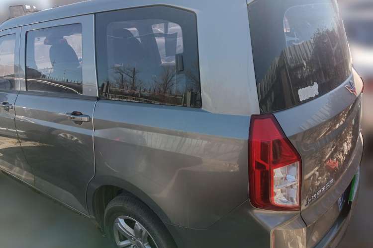Used Wuling Hongguang PLUS 2020 1.5L Manual Comfort 7-Seater Rear Left 45 Deg