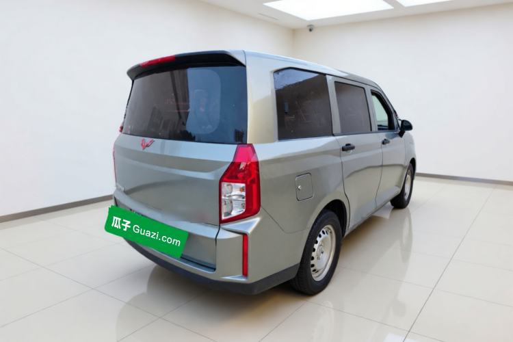 Used Wuling Hongguang PLUS 2020 1.5L Manual Standard Edition 7-Seater Rear Right 45 Deg