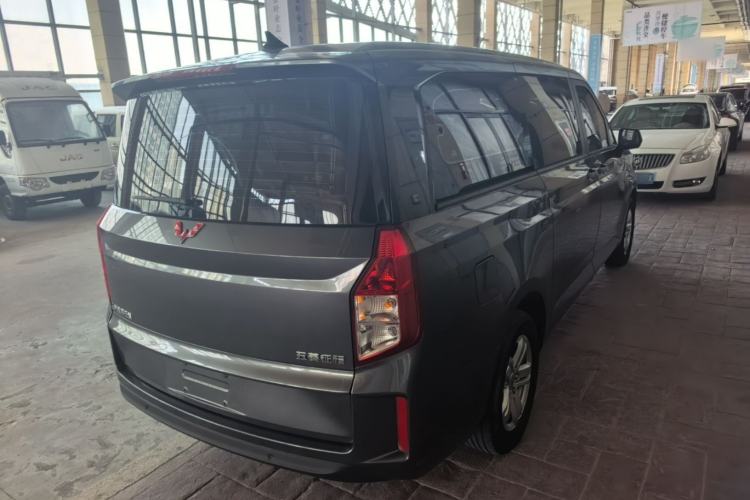 Used Wuling Hongguang PLUS 2020 1.5T Manual Commercial Vehicle 7 Seats Rear Right 45 Deg
