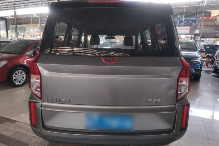Used Wuling Hongguang PLUS 2020 1.5L Manual Standard Edition 7-Seater Rear