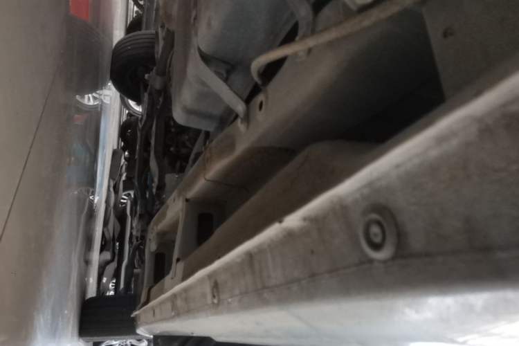 Used Wuling Hongguang PLUS 2020 1.5L Manual Standard Edition 7-Seater Right Side Sill