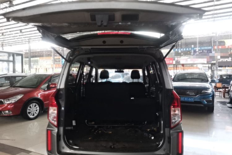 Used Wuling Hongguang PLUS 2020 1.5L Manual Standard Edition 7-Seater Trunk