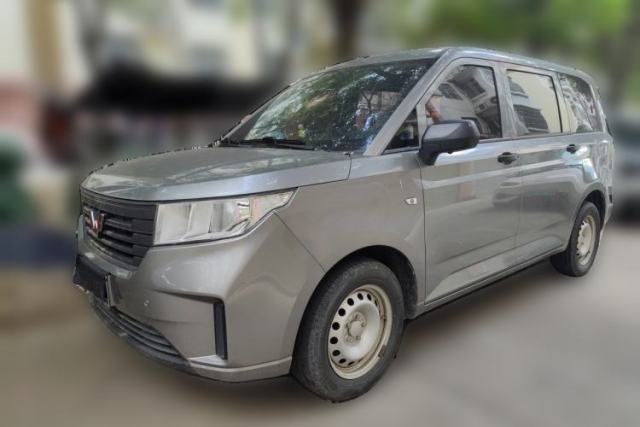 Used Wuling Hongguang PLUS 2020 1.5L Manual Standard Edition 5 Seats