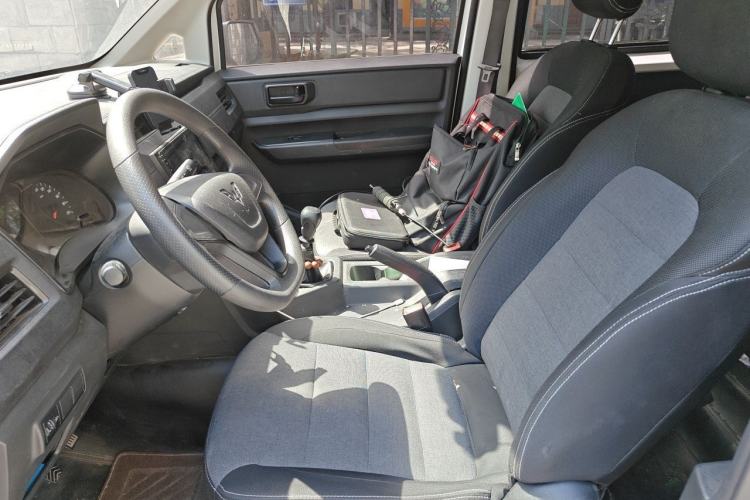 Used Wuling Hongguang PLUS 2020 1.5L Manual Standard Edition 5 Seats Left Front Seat