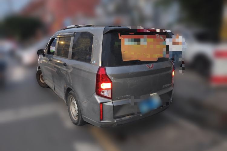 Used Wuling Hongguang PLUS 2020 1.5L Manual Standard Edition 5 Seats Rear Left 45 Deg