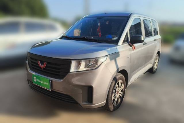 Used Wuling Hongguang PLUS 2020 1.5L Manual Standard Edition 5 Seats