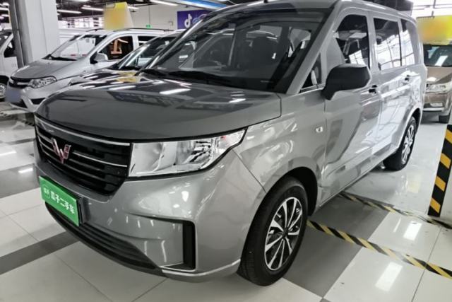 Used Wuling Hongguang PLUS 2020 1.5L Manual Standard Edition 5 Seats