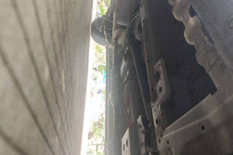 Used Wuling Hongguang PLUS 2020 1.5L Manual Standard Edition 5 Seats Chassis Front Right