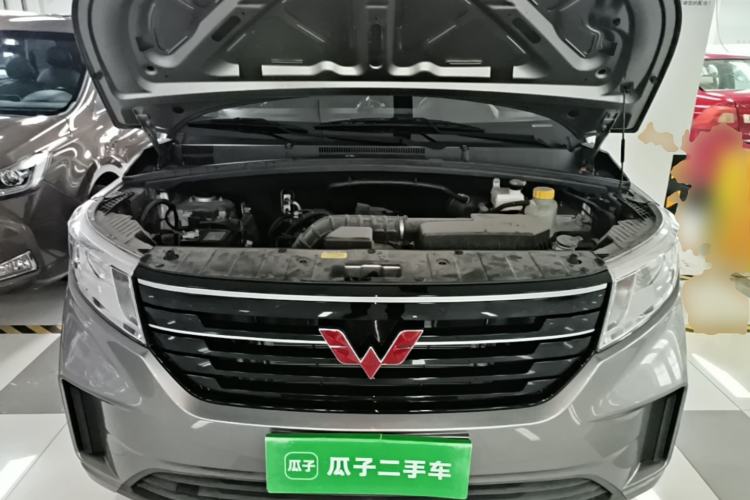 Used Wuling Hongguang PLUS 2020 1.5L Manual Standard Edition 5 Seats Engine Bay