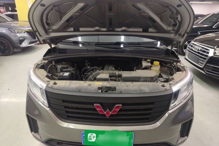 Used Wuling Hongguang PLUS 2020 1.5L Manual Standard Edition 5 Seats Engine Bay