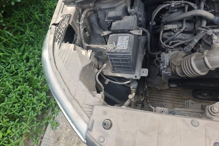 Used Wuling Hongguang PLUS 2020 1.5L Manual Standard Edition 5 Seats Engine Bay Right