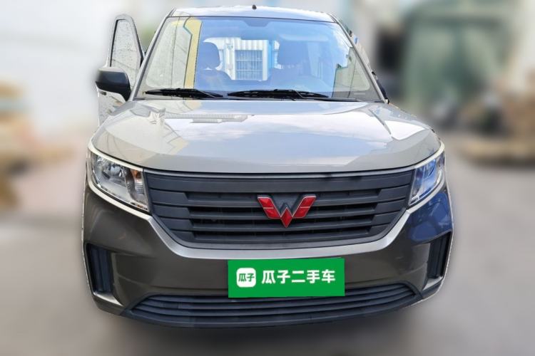 Used Wuling Hongguang PLUS 2020 1.5L Manual Standard Edition 7-Seater Front