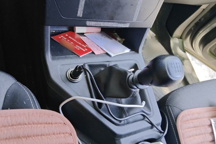 Used Wuling Hongguang PLUS 2020 1.5L Manual Standard Edition 5 Seats Gear Lever