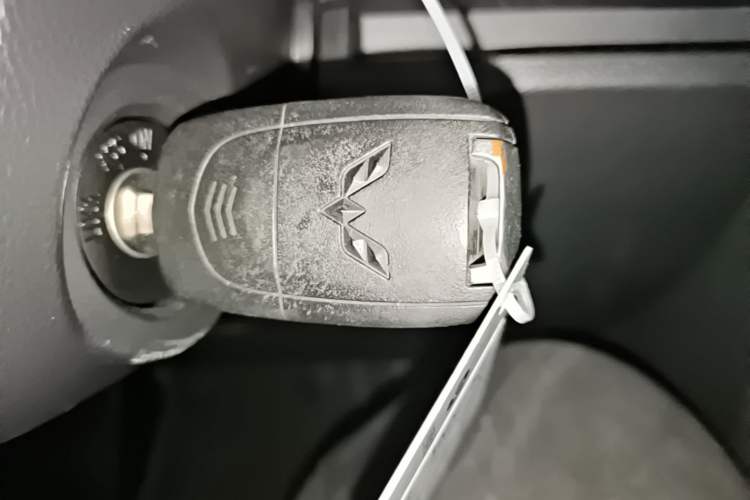 Used Wuling Hongguang PLUS 2020 1.5L Manual Standard Edition 5 Seats Interior 1