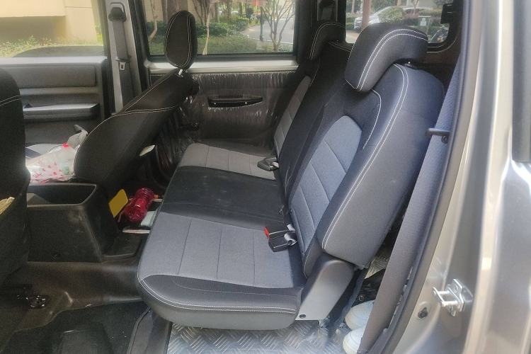 Used Wuling Hongguang PLUS 2020 1.5L Manual Standard Edition 5 Seats Interior 4