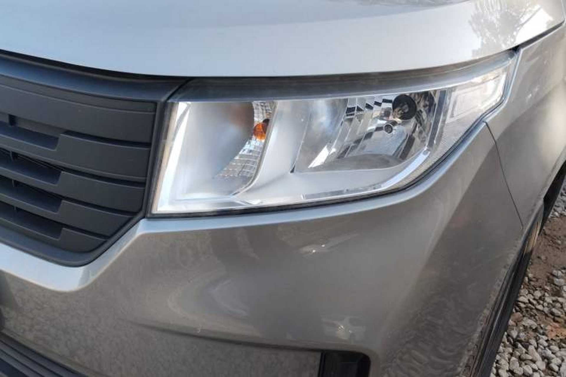 Used Wuling Hongguang PLUS 2020 1.5L Manual Standard Edition 5 Seats Left Front Headlight