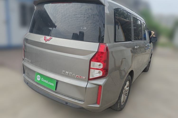 Used Wuling Hongguang PLUS 2020 1.5L Manual Comfort 7-Seater Rear Right 45 Deg