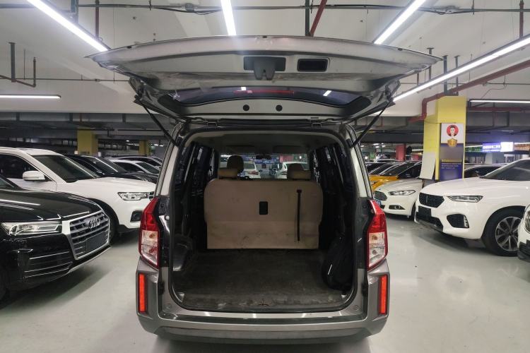 Used Wuling Hongguang PLUS 2020 1.5L Manual Standard Edition 5 Seats Trunk