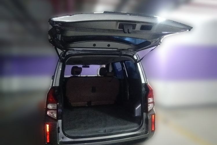 Used Wuling Hongguang PLUS 2020 1.5L Manual Standard Edition 5 Seats Trunk