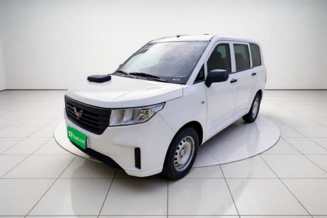 Used Wuling Hongguang PLUS 2020 1.5L Manual Standard Edition 5 Seats