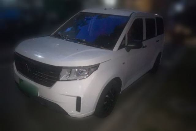Used Wuling Hongguang PLUS 2020 1.5L Manual Standard Edition 5 Seats