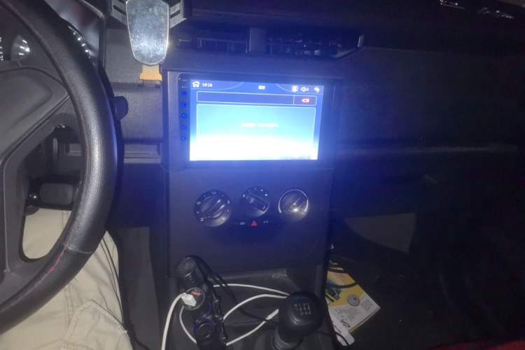 Used Wuling Hongguang PLUS 2020 1.5L Manual Standard Edition 5 Seats Audio And AC Panel