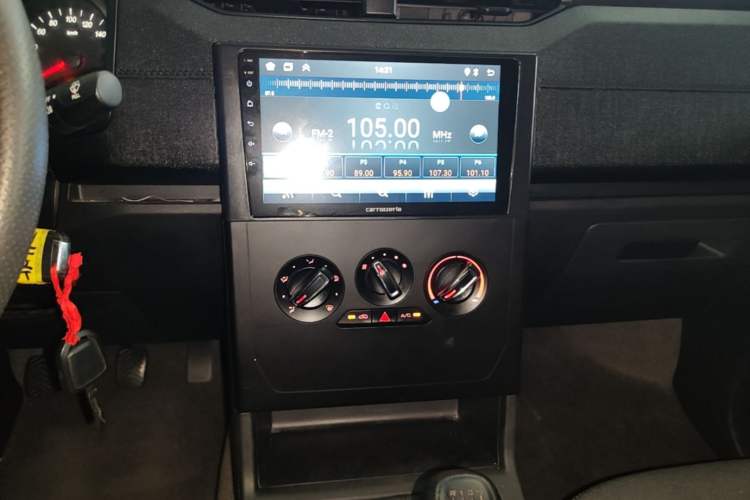 Used Wuling Hongguang PLUS 2020 1.5L Manual Standard Edition 5 Seats Audio And AC Panel