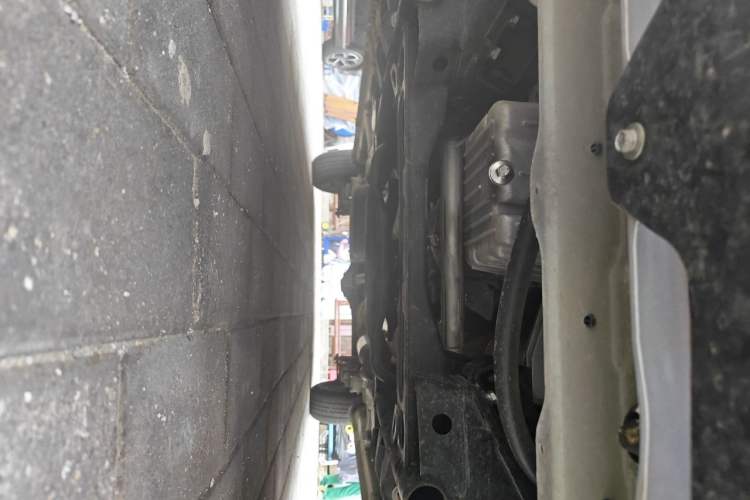 Used Wuling Hongguang PLUS 2020 1.5L Manual Standard Edition 5 Seats Chassis Front
