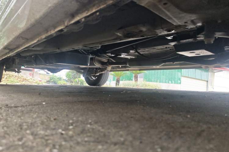 Used Wuling Hongguang PLUS 2020 1.5L Manual Standard Edition 7-Seater Chassis Front Right