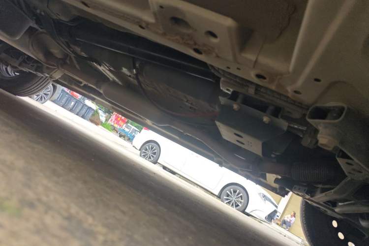 Used Wuling Hongguang PLUS 2020 1.5L Manual Standard Edition 5 Seats Chassis Front Right