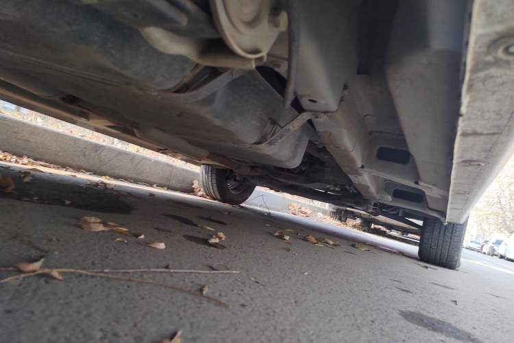 Used Wuling Hongguang PLUS 2020 1.5L Manual Standard Edition 7-Seater Chassis Rear Right
