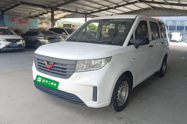Used Wuling Hongguang PLUS 2020 1.5L Manual Standard Edition 5 Seats